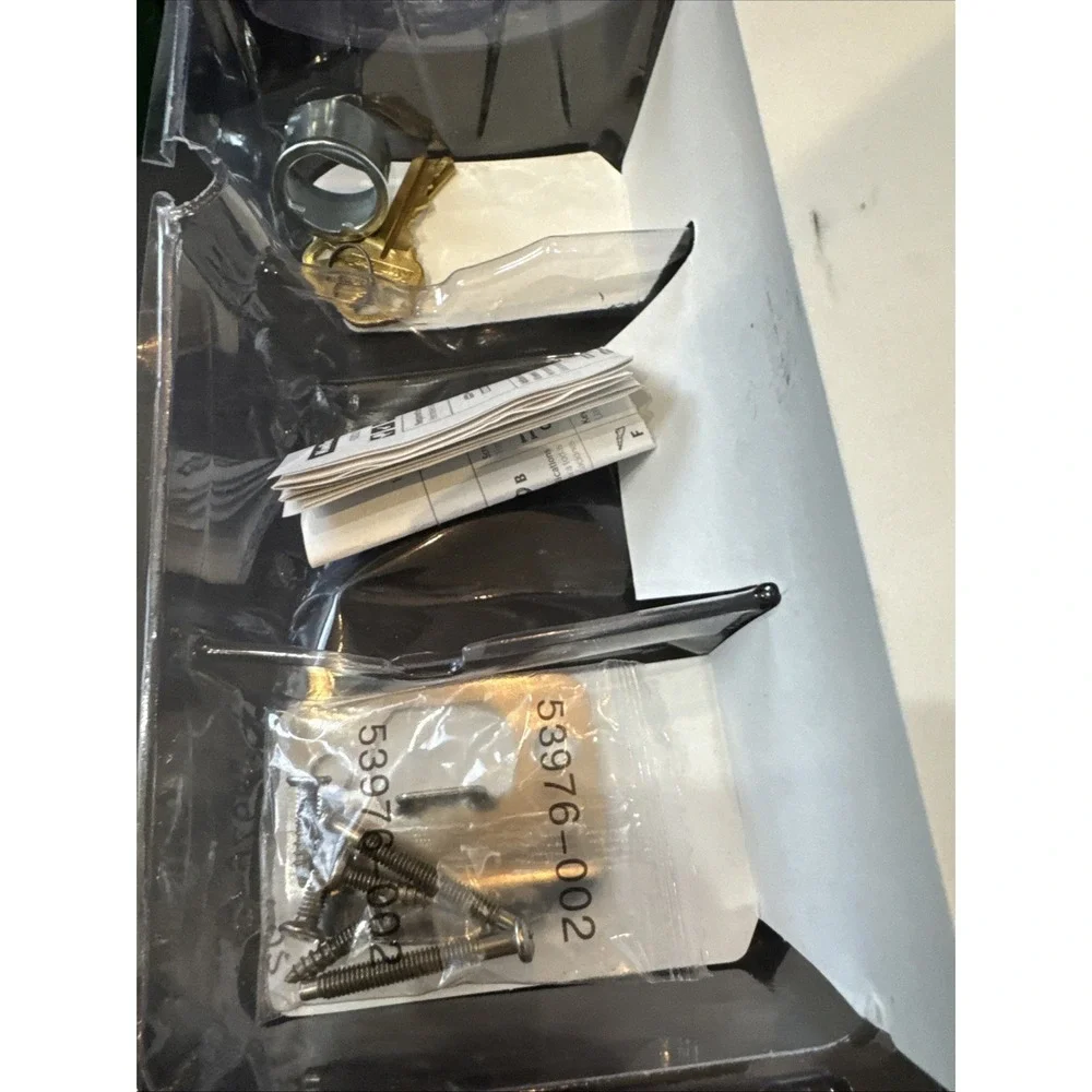 Kwikset 400T-26 Tylo Entry Door Lock - Satin‎ Nickel Finish